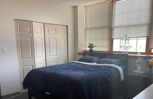 New Kensington Apartment | Pershing 102