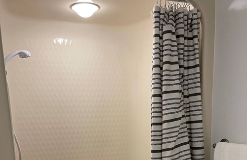 New Kensington Apartment | Pershing Heights 200