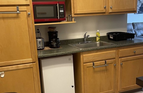 New Kensington Apartment | Pershing Heights 201