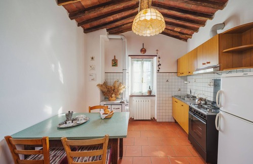 Gello Apartment | Pervinca by Interhome