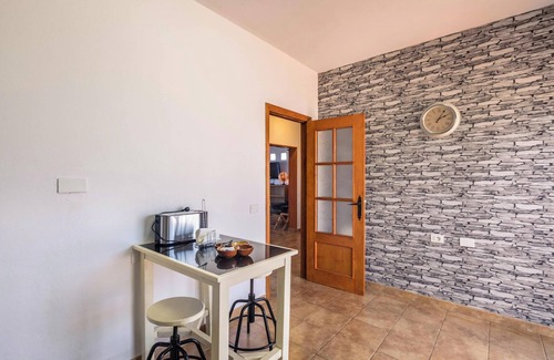 Granadilla de Abona Apartment | Pet-Friendly Apartment B Armonia Rural with Sea View, Terrace, Shared Pool & Wi-Fi