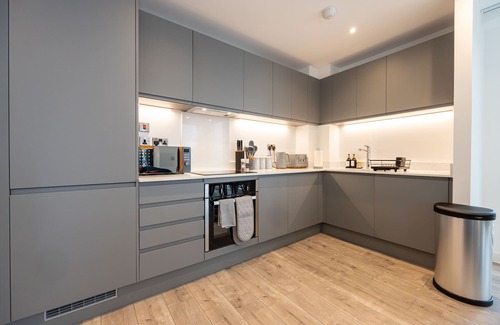 Manchester City Centre Apartment | Pet friendly 2BR near Piccadilly | Asquare Letting, Victoria House 1303