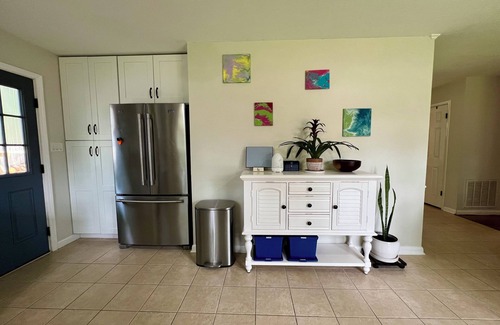 Royal Pines House | Pet friendly, 3-bedroom home, close to Asheville, WiFi & fully fenced backyard.