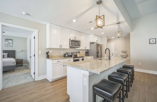 Williamsburg Condo | Pet-Friendly 3BR Condo Near Traverse City & Trails