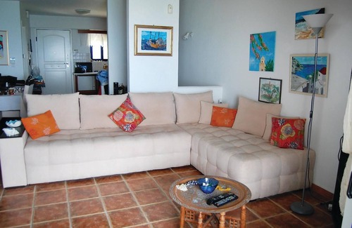 Melissi Apartment | Pet friendly apartment in Melissi with WiFi
