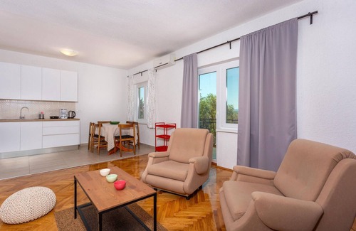 Sveti Vid-Miholjice Apartment | Pet friendly apartment in Malinska