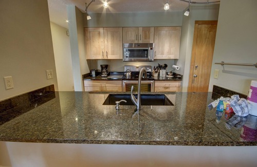 Keystone Condo | Pet Friendly! Balcony w/Views, Indoor Pool/Hot Tub