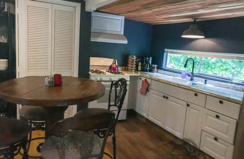 Lodge Hill House | Pet Friendly Cambria Cottage