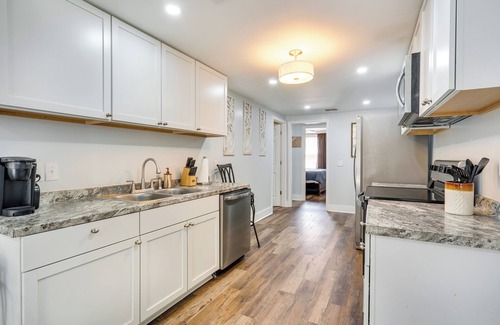Charleston House | Pet-Friendly Charleston Home Near Dtwn!