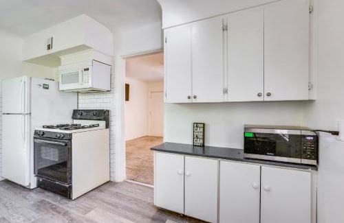 Encanto Apartment | Pet-Friendly Condo Less Than 1 Mi to Phoenix College!