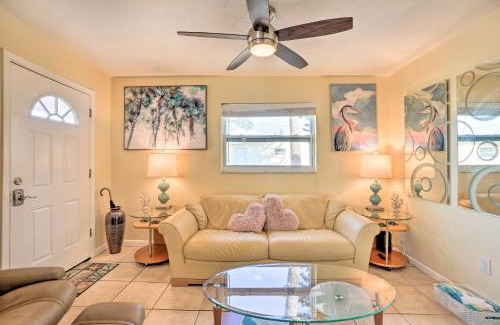 Downtown Dunedin House | Pet-Friendly Dunedin Townhome with Private Yard