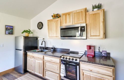 Northwest Montana - Glacier National Park House | Pet-Friendly Elmo Home w/Mountain & Lake Views!