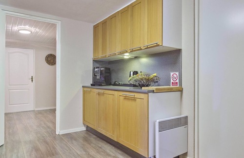 Langstraat House | Pet-friendly family home in a park