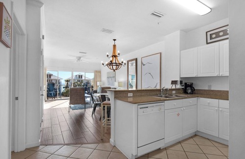 Frangista Beach Condo | Pet Friendly Gulf View Unit-Amenities-Beach Access