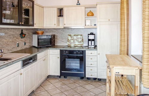 Hausen House | Pet friendly home in Oberaula-Hausen