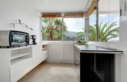 San Marcos Apartment | Pet-Friendly Holiday Home Apartamento Loft Doa with Sea View, Wi-Fi & Terrace