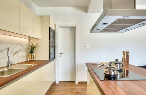 Metajna House | Pet friendly home in Metajna