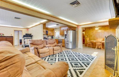 Henderson House | Pet-Friendly Home Near Downtown Henderson