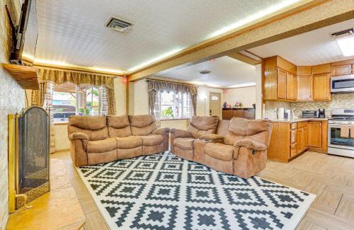 Henderson House | Pet-Friendly Home Near Downtown Henderson