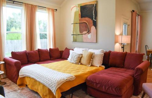 Tyler House | Pet Friendly, King Bed, Fire Pit