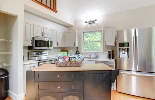 Lake Monticello House | Pet-Friendly Lake Monticello Home w/Perks!