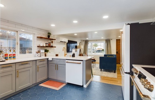 Richland House | Pet-Friendly Luxury Retreat: Two Bedroom, Two Bathroom Oasis with King Beds.