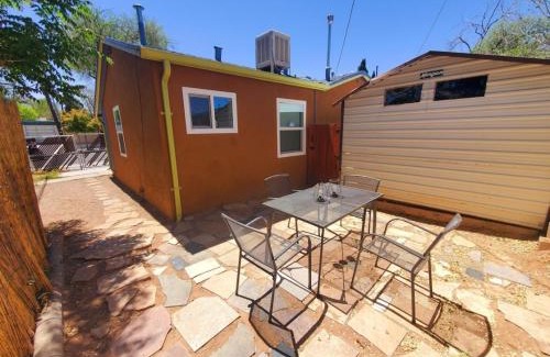 Nob Hill House | Pet Friendly Modern Casita in Heart of Nob Hill