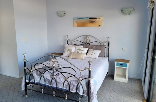 Long Beach Cottage | Pet Friendly Paradise on Long Beach