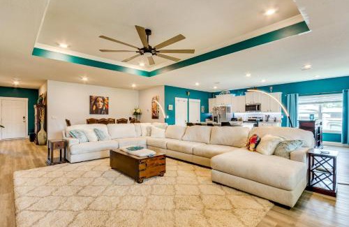 Northwest Pensacola House | Pet-Friendly Pensacola Home with Fenced Backyard