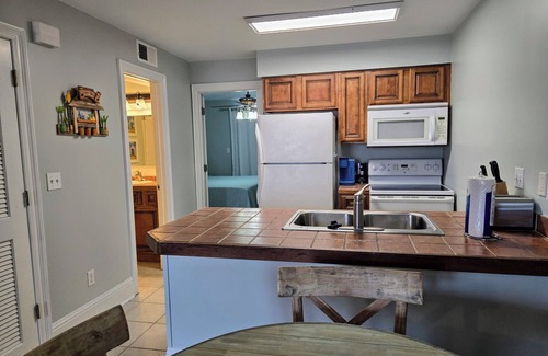 Ono Island Condo | Pet Friendly Southern Breeze #3- Free Daily Activities!