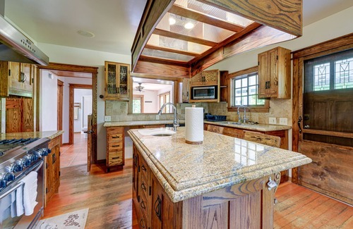 Springville House | Pet-Friendly Springville Vacation Rental w/Grill!