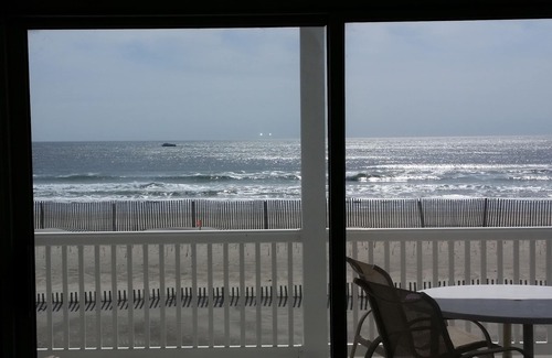 South End Condo | PET FRIENDLY - This lovely 1st floor beachfront condo is located on one of Ocean City