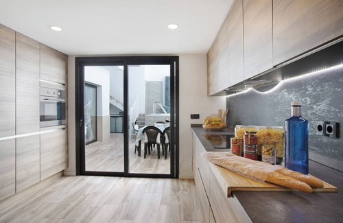 Armenime Villa | Pet-Friendly "Villa Dolce Vita Tenerife Sur" with Sea View, Private Pool, Garden & Wi-Fi