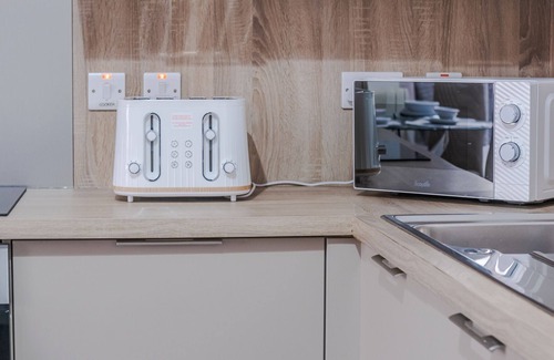 Peterhead Apartment | Peterhead Pad - SJA Stays - Modern 2 Bed Apartment