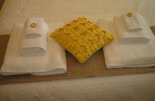St Leonards Bed & Breakfast | Petherton Cottage Studios