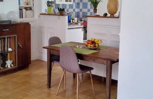 Conflans-Sainte-Honorine House | Petite Maison de Ville Dans le Vieux Conflans Proche des Bords de Seine