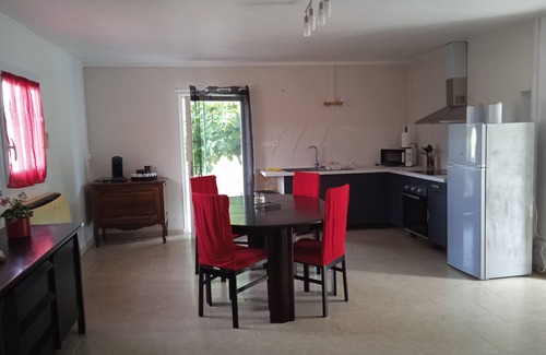 Ribaute-les-Tavernes House | Petite Maison aux Pieds des Cevennes