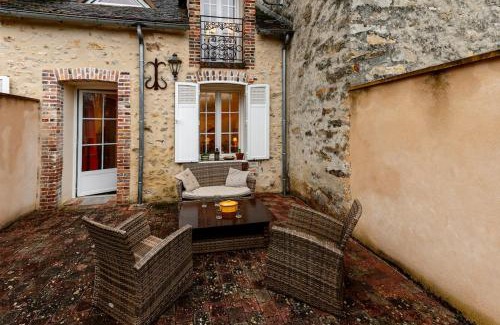Villemer House | Petite maison de charme proche de Fontainebleau
