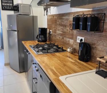 Salignac-Eyvignes House | petite maison en pierre au coeur du Périgord noir