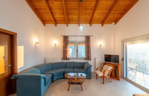 Aigialeia Villa | Petros House Fantastic View By Greece Apartments