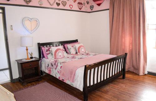 Beaufort West House | Pets Haven
