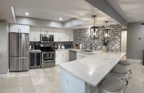 Hunt Club Condo | PGA National golf villa condo , 2 bed, 2 bath. PRIME LOCATION.