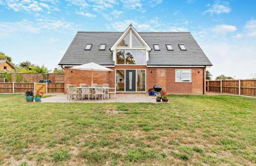Eastgate House | Pheasant House - Cawston