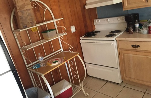 Robbinsville Hotel | Phillips Historic Motel & Cottages