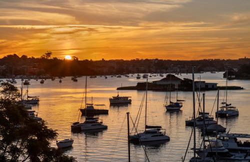 Balmain Apartment | PHOE1-3B - Harbour Haven Townhouse