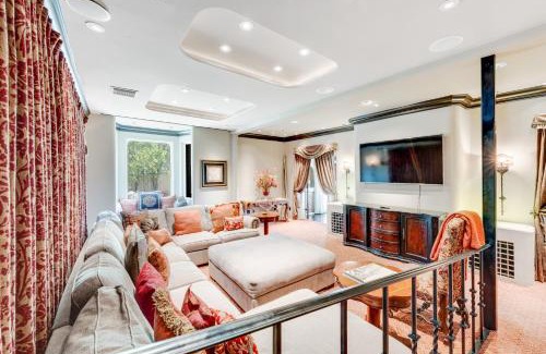 Los Olivos Historic District House | Phoenix Manor