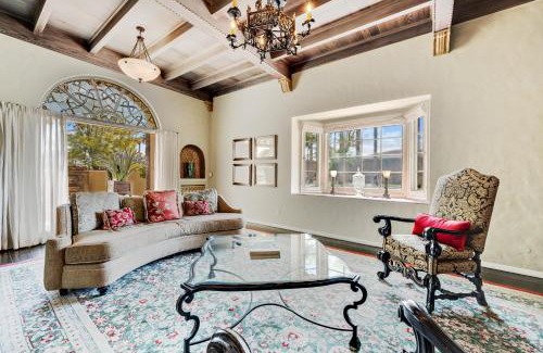 Los Olivos Historic District House | Phoenix Manor