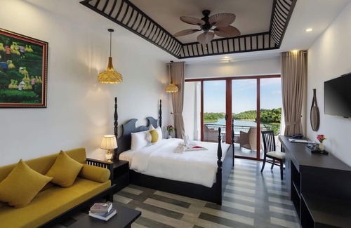 Bo Trach Resort | Phong Nha Lake House