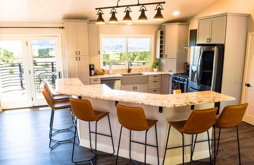 Canon City House | Piñon House - 5-bedroom home - Royal Gorge Cabins