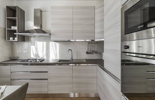 Rozzano Apartment | Piazza Alboreto, 72 - Rozzano